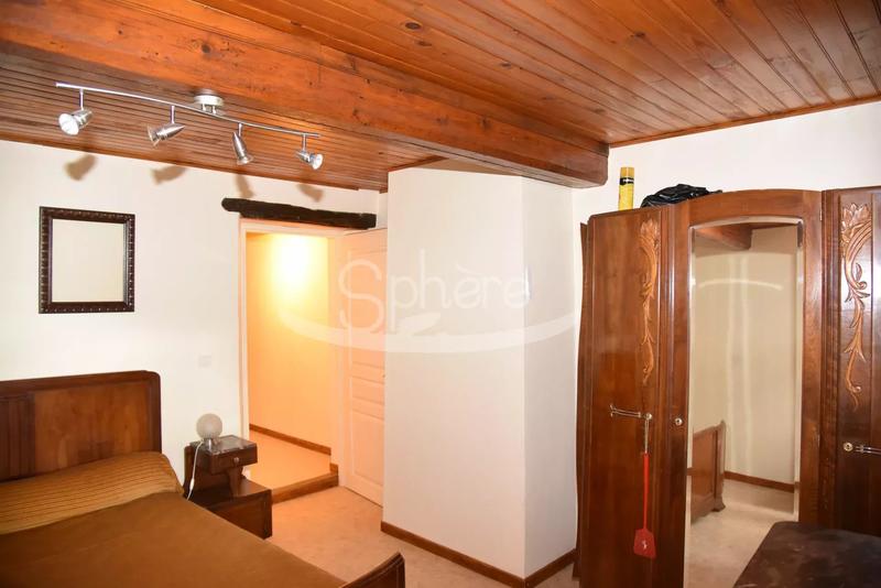 Maison de village - 106 m² - 2 pièces