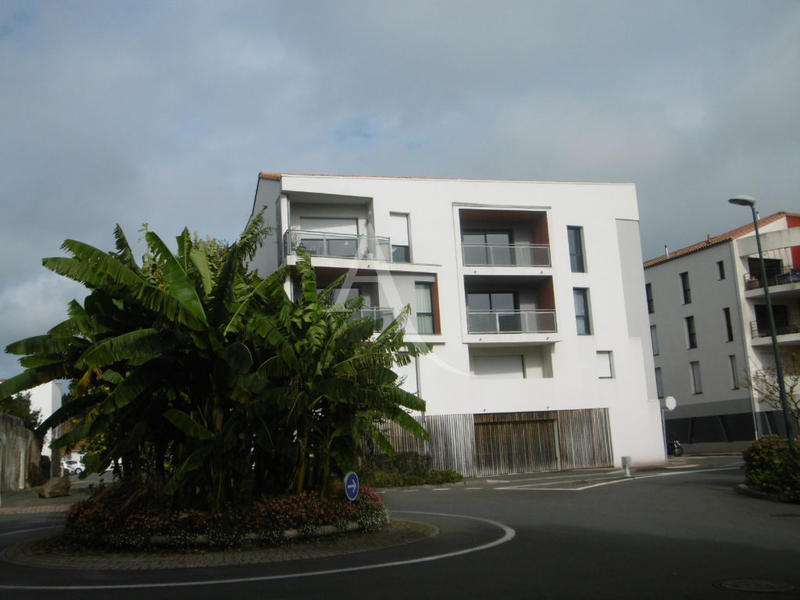 Appartement - 79 m² - 3 pièces