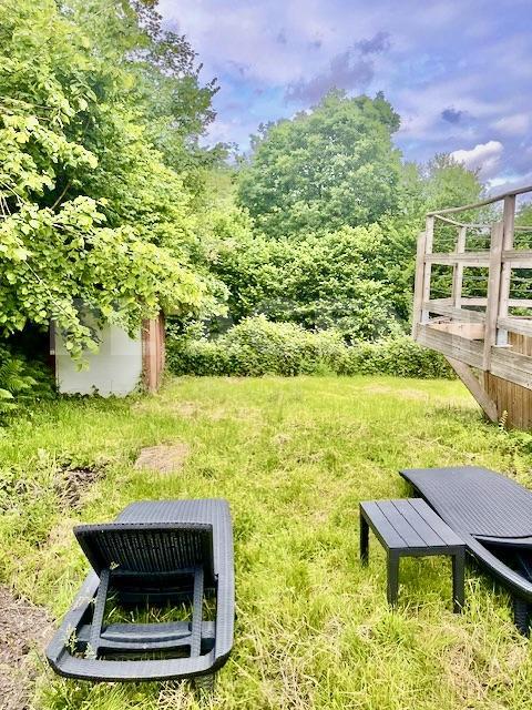 Maison - 225 m² - 8 pièces