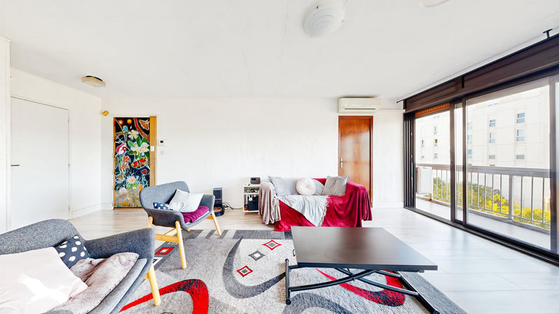 Appartement - 80 m² - 4 pièces