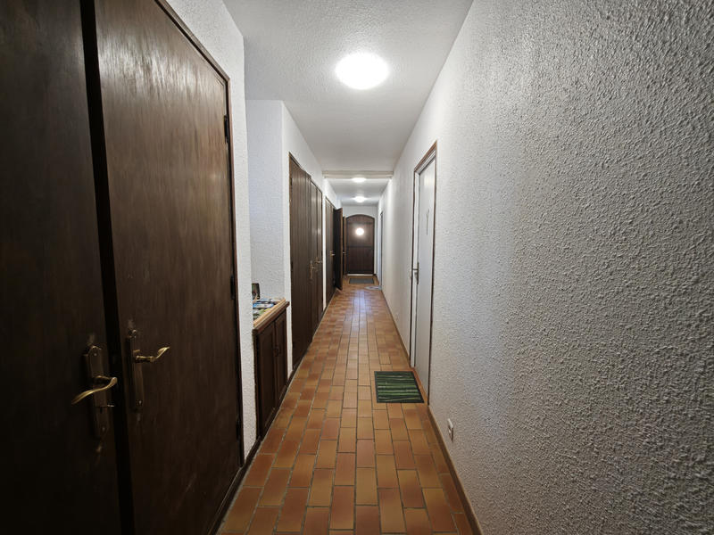 Maison - 410 m² - 9 pièces