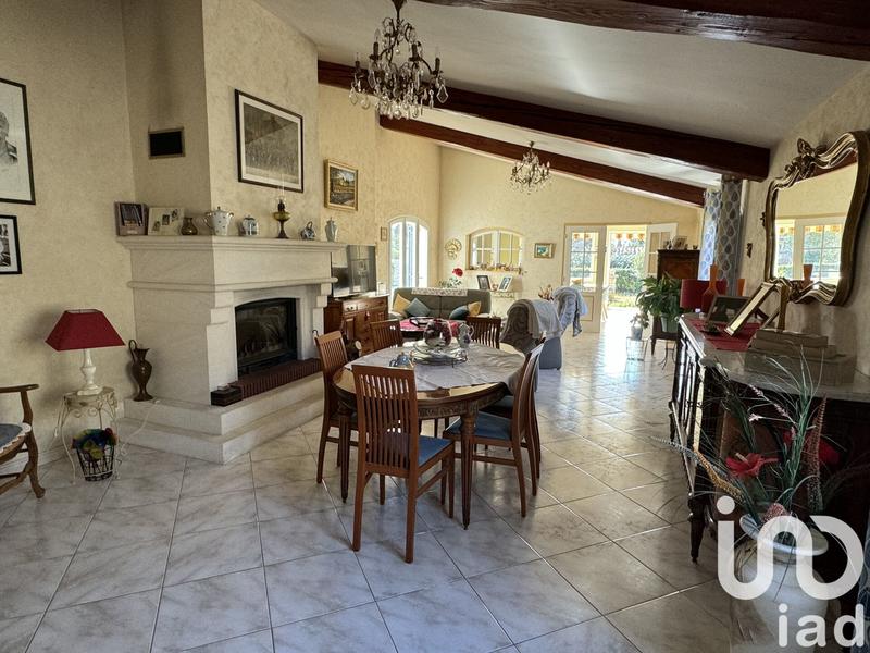 Maison - 300 m² - 9 pièces