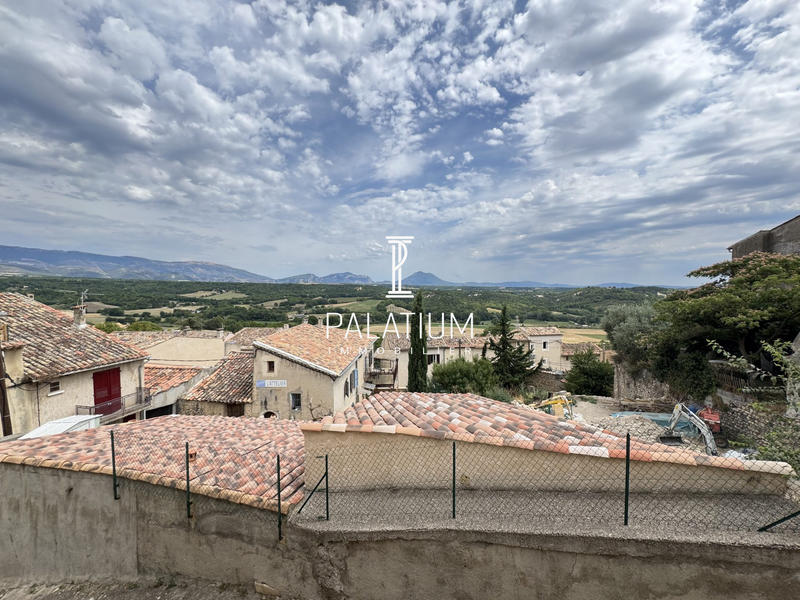 Maison - 90 m² - 3 pièces