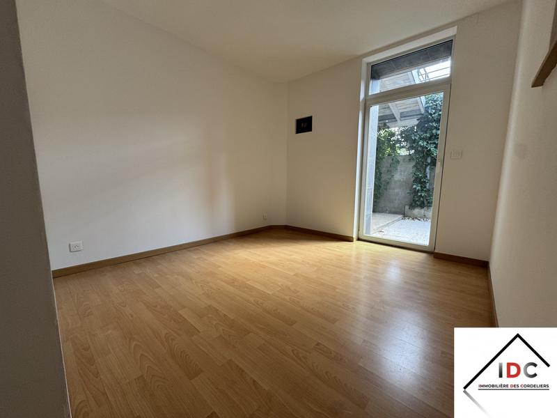 Maison - 83 m² - 3 pièces