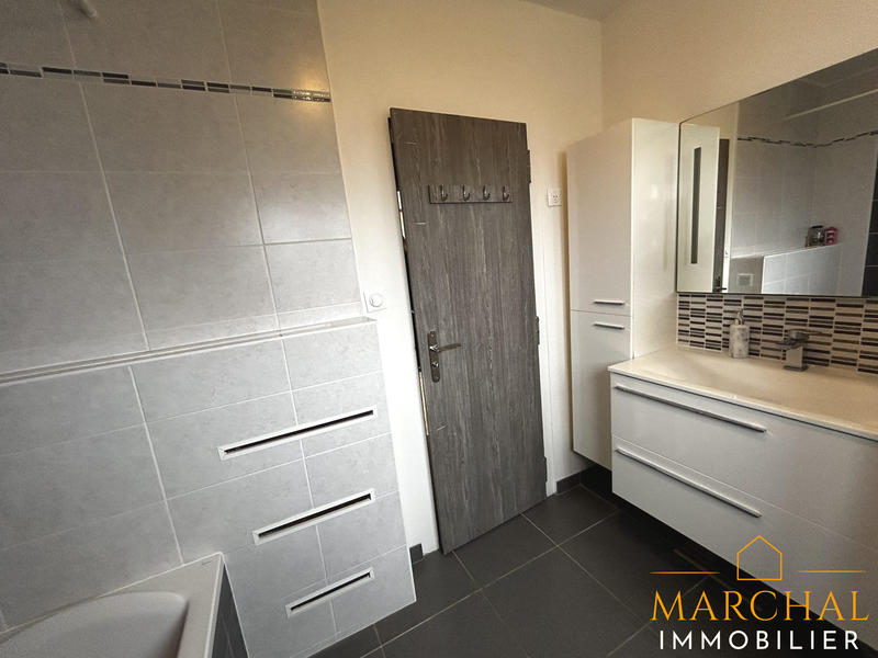 Appartement - 70 m² - 3 pièces