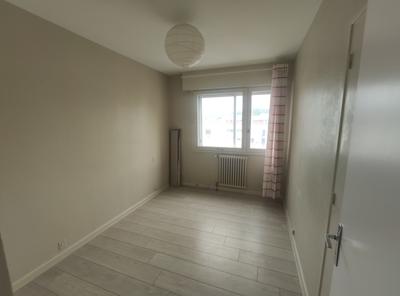 Appartement - 76 m² - 4 pièces