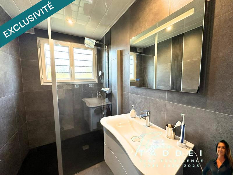 Maison - 153 m² - 7 pièces