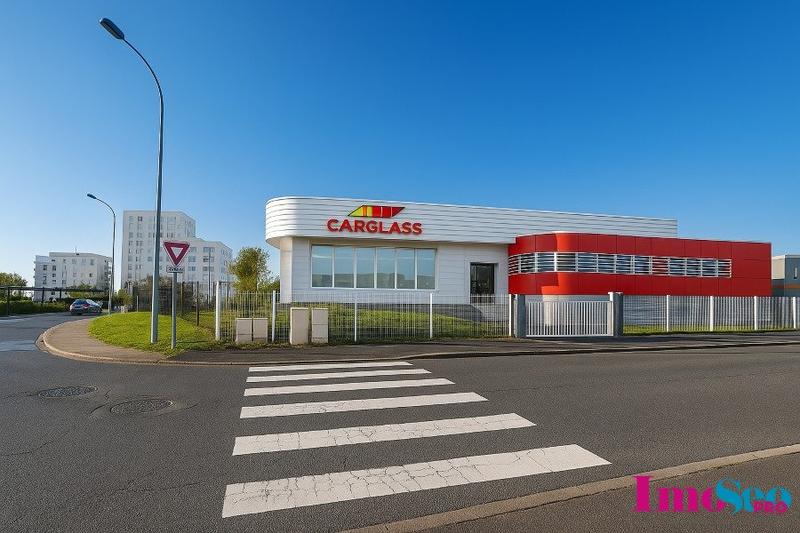 Local d'activité / Entrepôt - 831 m²