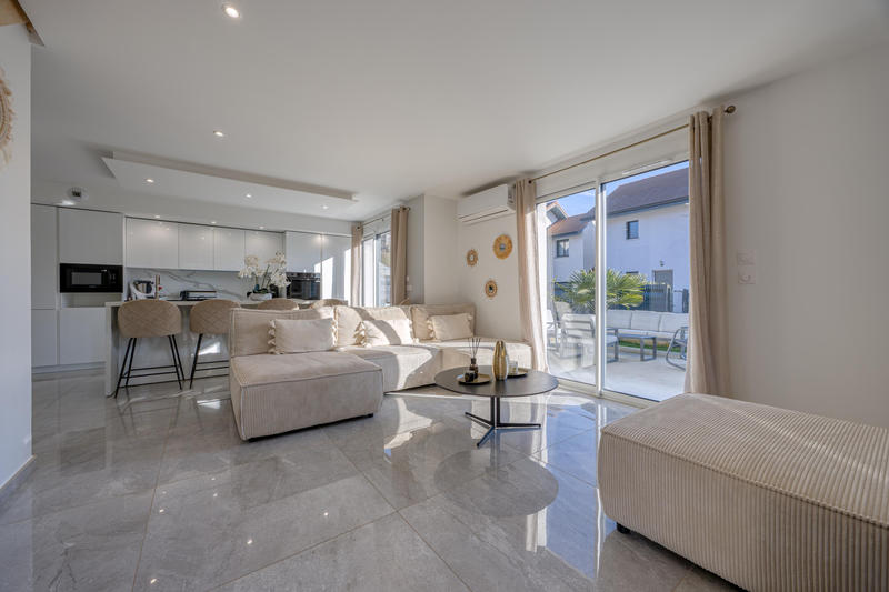 Maison - 85 m² - 4 pièces