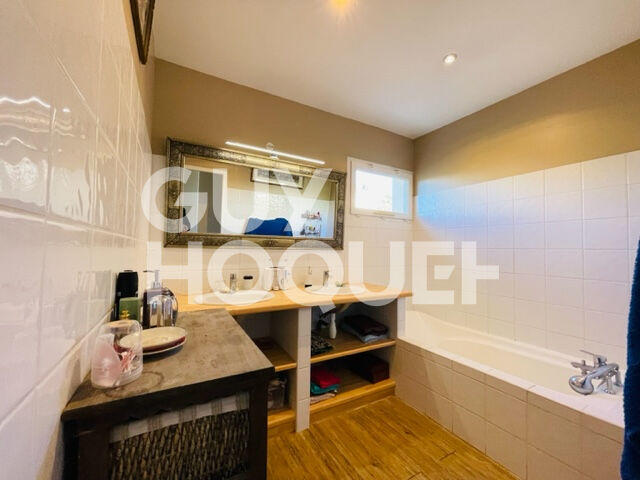 Maison - 166 m² - 5 pièces