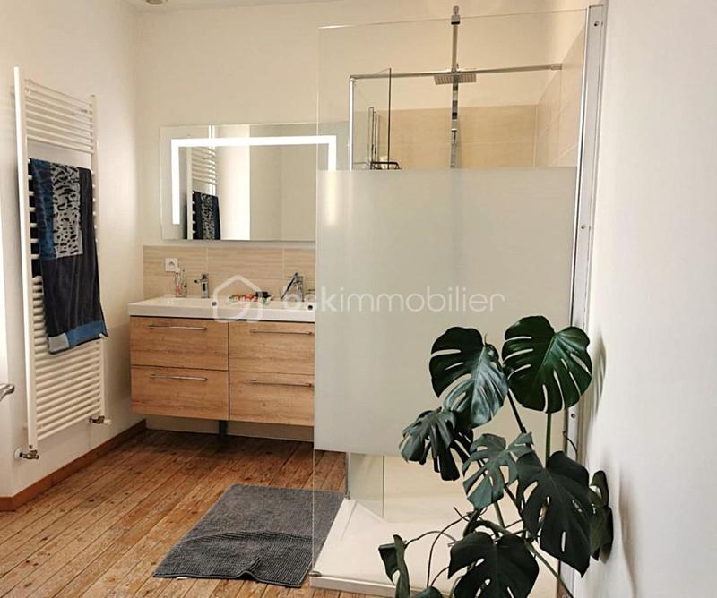 Maison de maîtres - 145 m² - 6 pièces