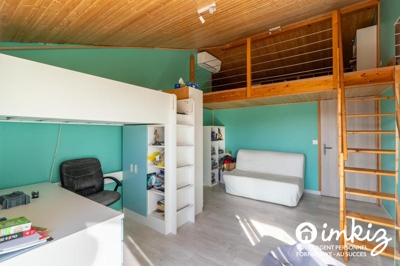 Maison - 290 m² - 10 pièces