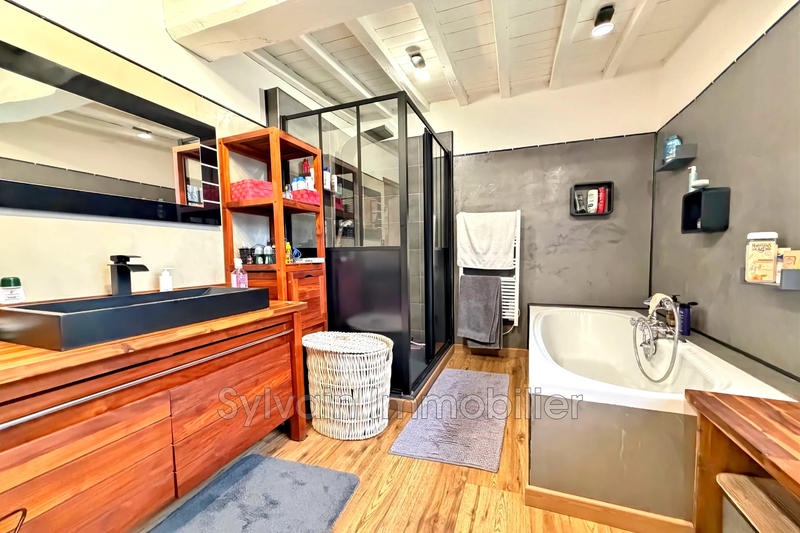 Maison - 197 m² - 7 pièces