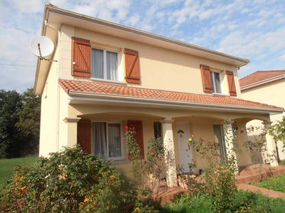 Maison - 137 m² - 6 pièces