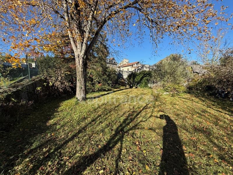 Terrain constructible - 768 m²