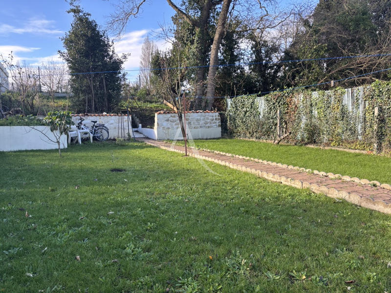 Maison - 99 m² - 4 pièces