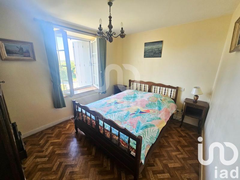 Maison - 196 m² - 9 pièces