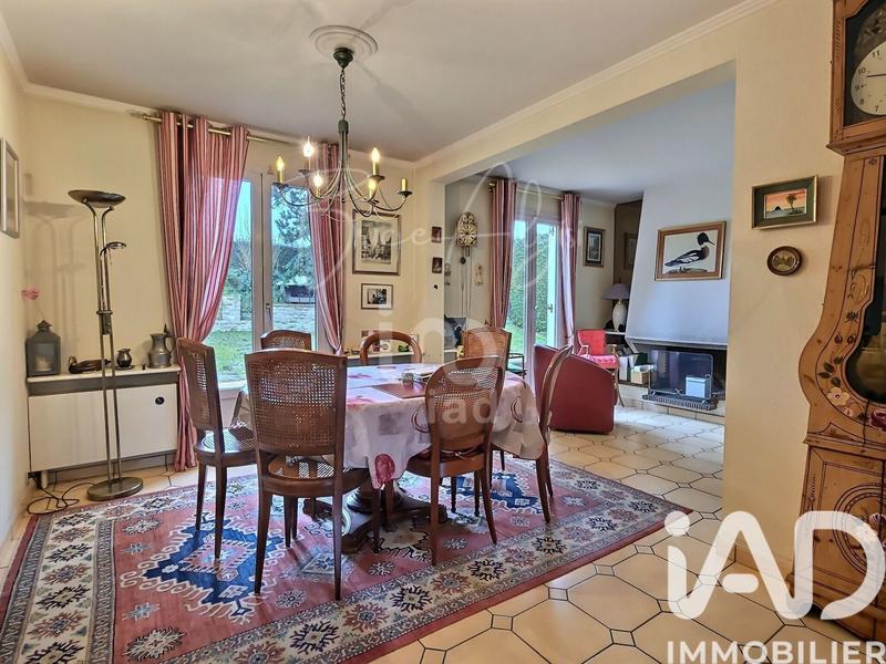 Maison - 176 m² - 7 pièces