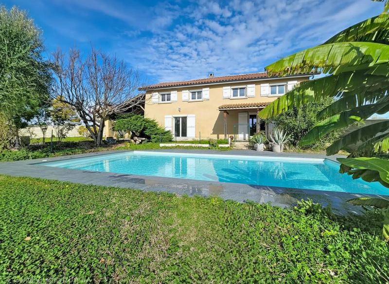 Maison - 172 m² - 5 pièces