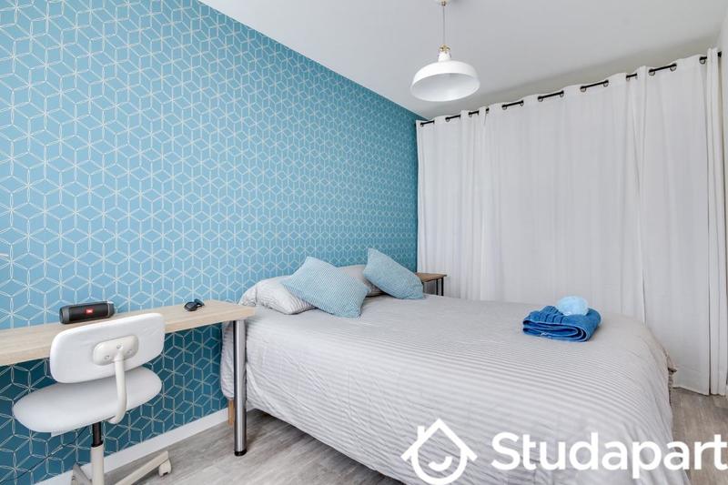 Chambre - 9 m² - 1 pièce