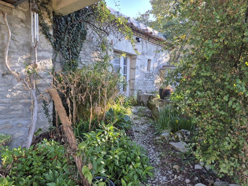 Maison en pierre - 154 m² - 6 pièces