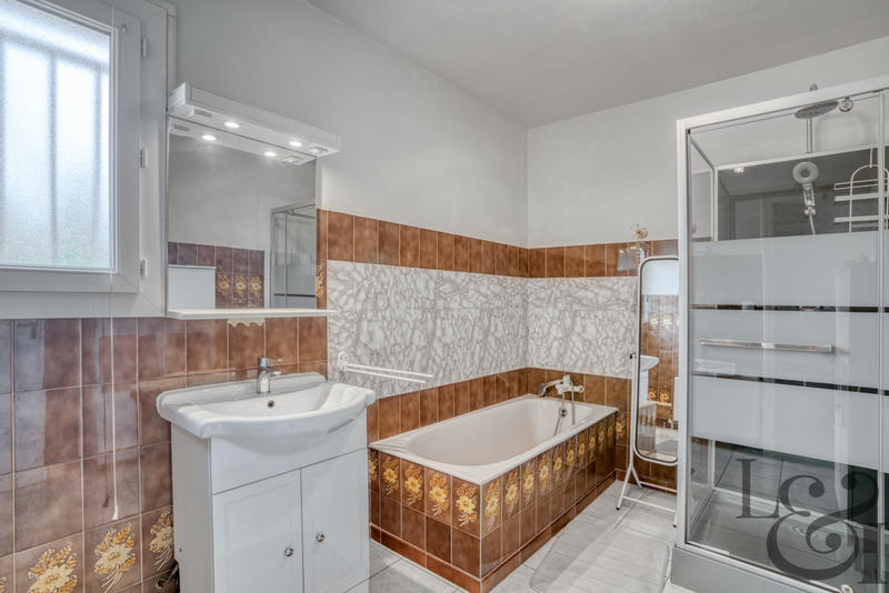 Maison - 86 m² - 4 pièces