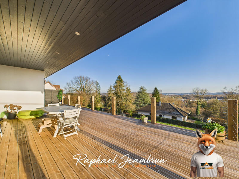 Maison - 151 m² - 6 pièces