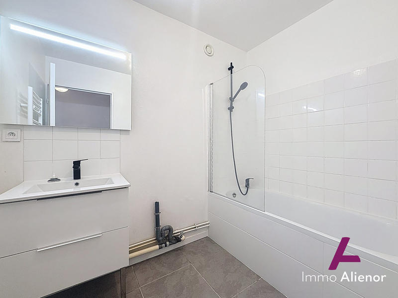 Appartement - 54 m² - 2 pièces