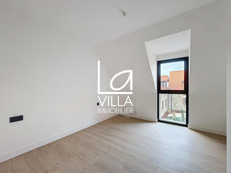 Maison - 103 m² - 5 pièces