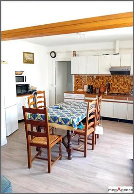 Maison - 190 m² - 8 pièces