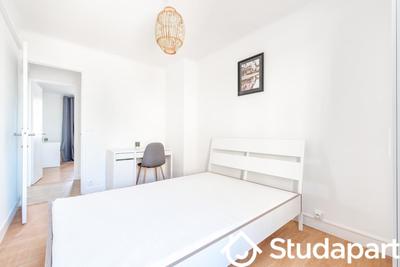 Chambre - 11 m² - 1 pièce