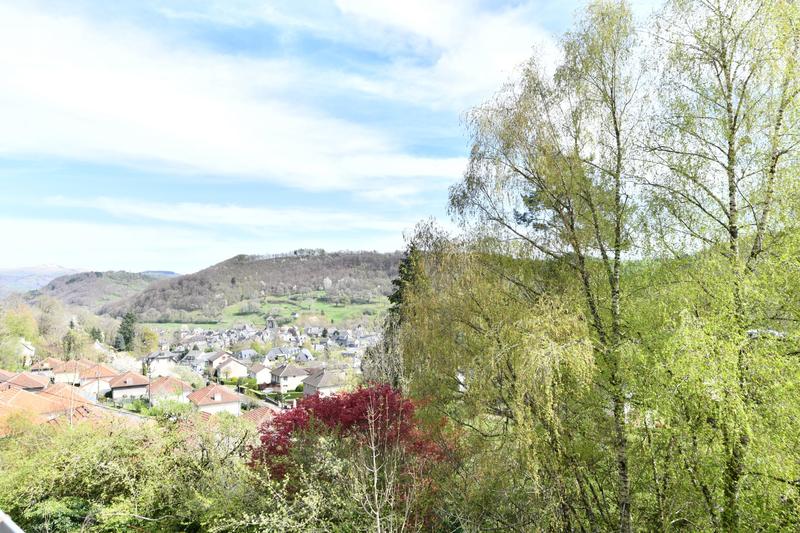 Maison - 484 m² - 9 pièces