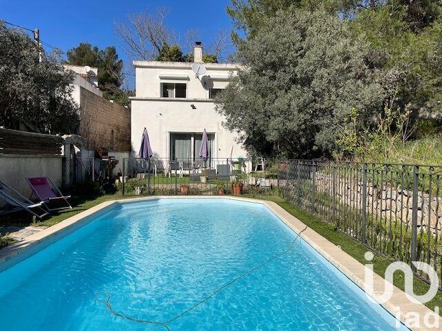 Maison - 93 m² - 4 pièces