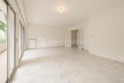 Appartement - 75 m² - 4 pièces