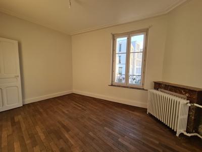Appartement - 95 m² - 5 pièces