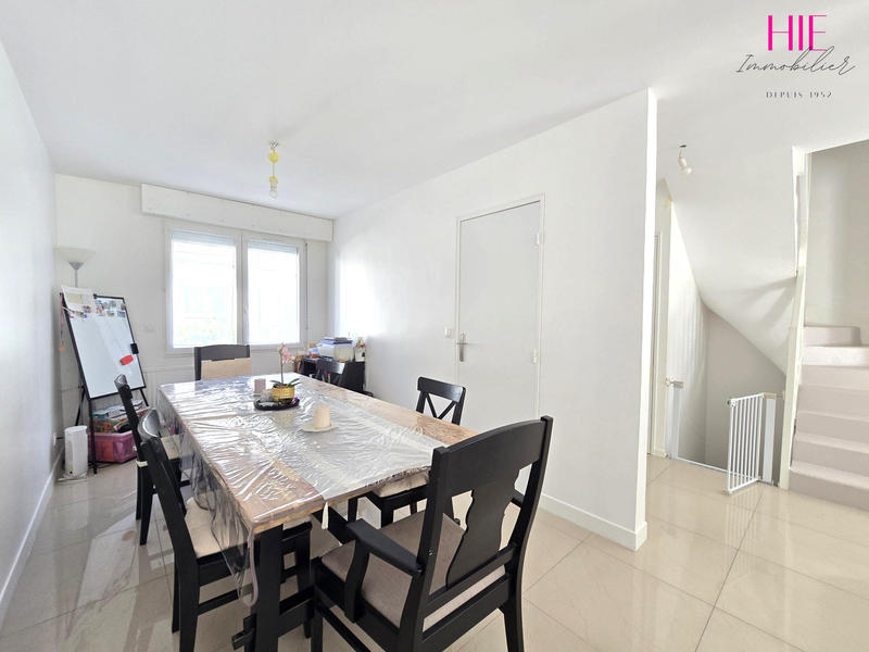 Maison contemporaine - 120 m² - 6 pièces