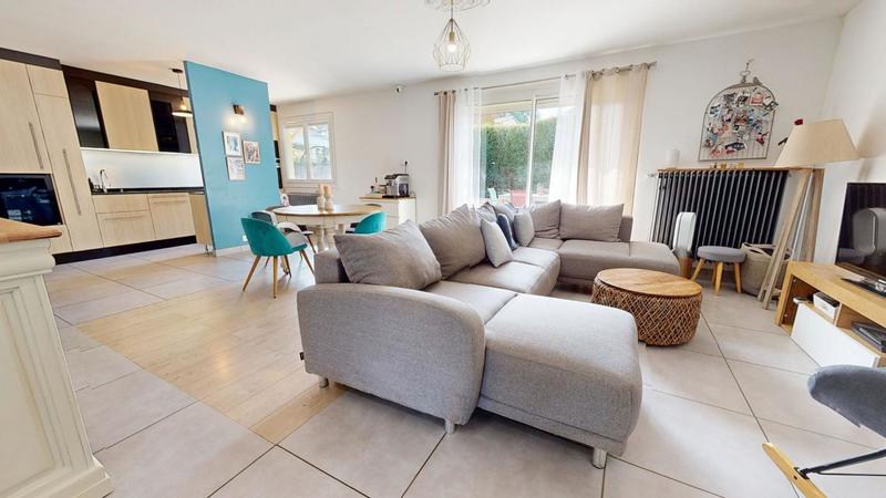 Maison - 98 m² - 4 pièces