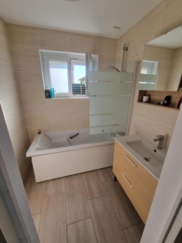 Maison - 76 m² - 4 pièces