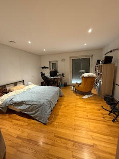 Maison - 240 m² - 7 pièces