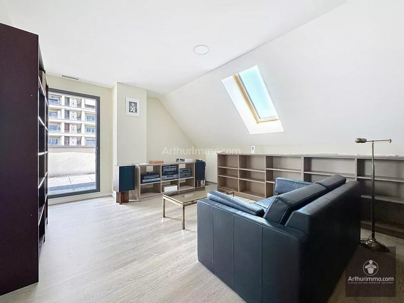 Appartement - 155 m² - 6 pièces