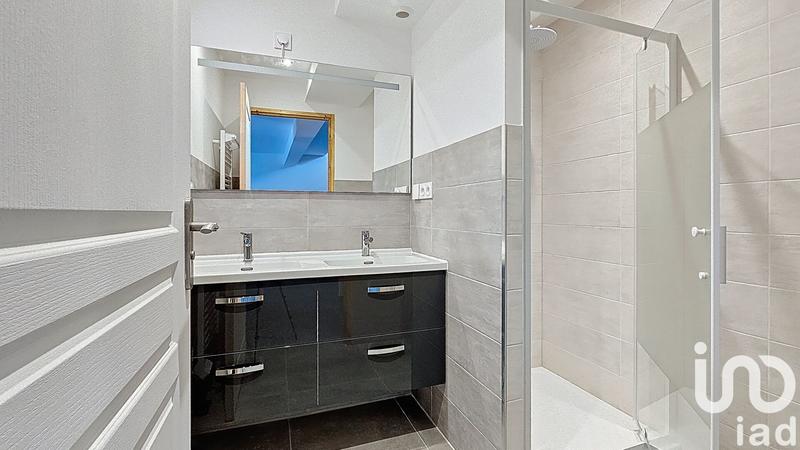 Appartement - 86 m² - 5 pièces