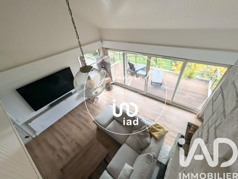 Maison - 200 m² - 7 pièces