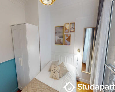 Chambre - 100 m² - 1 pièce