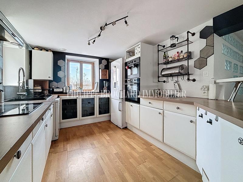 Maison - 91 m² - 4 pièces