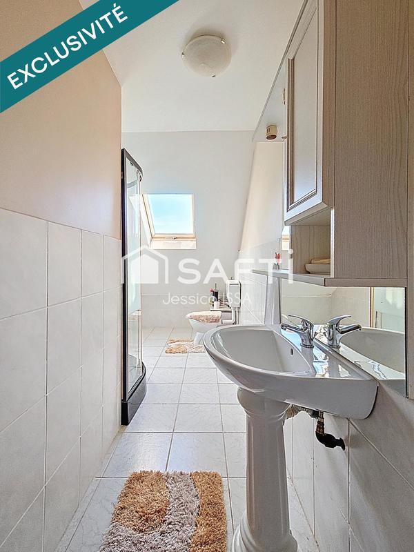 Maison - 265 m² - 11 pièces