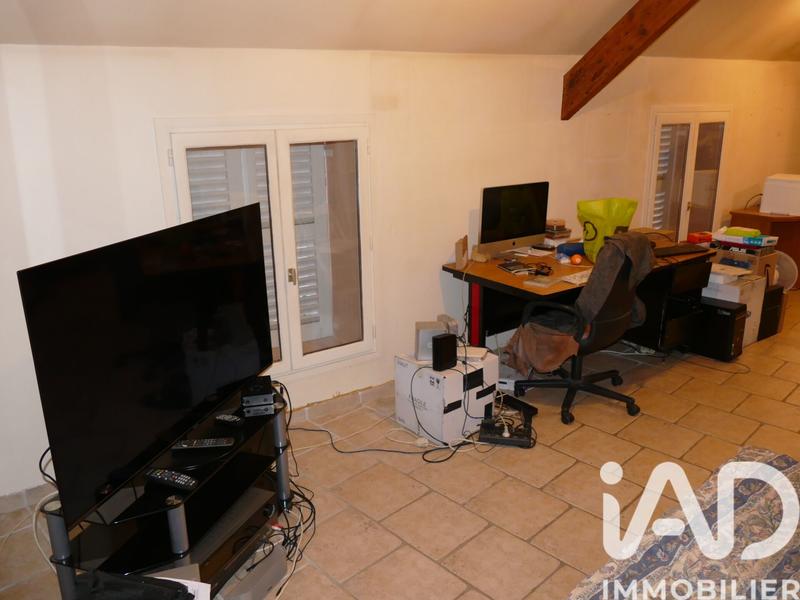 Maison - 228 m² - 12 pièces