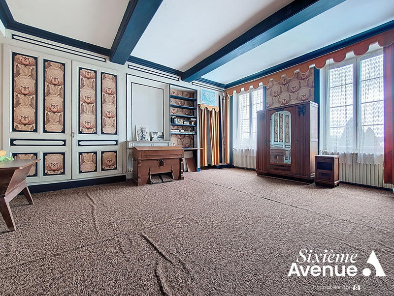 Maison de maîtres - 605 m² - 14 pièces