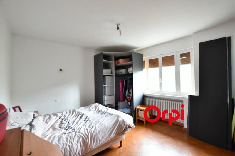 Maison - 180 m² - 5 pièces