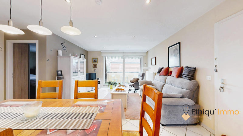 Appartement - 77 m² - 3 pièces