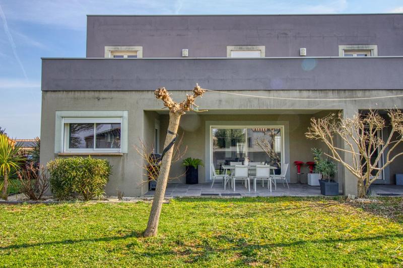 Maison - 193 m² - 6 pièces